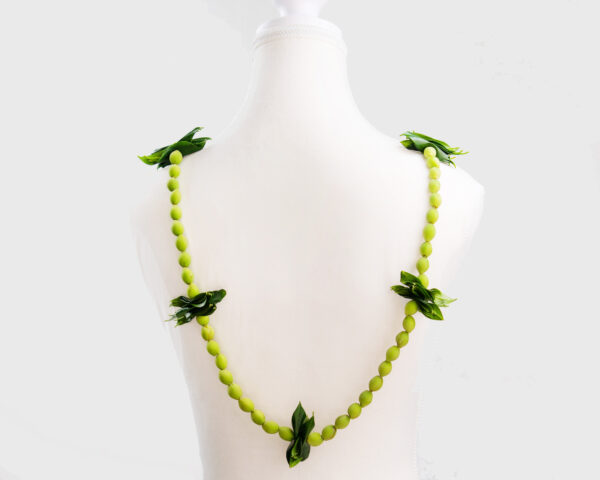 560 Sea Grape Lei Side 1